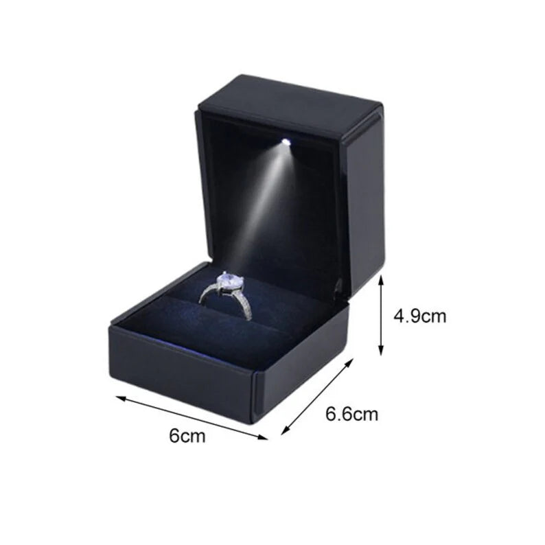 Adjustable Diamond Ring With Led Light Box