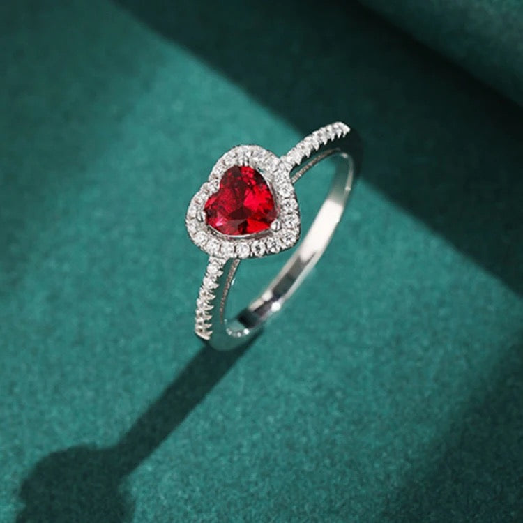 Adjustable Red Heart Ring With Led Light Box